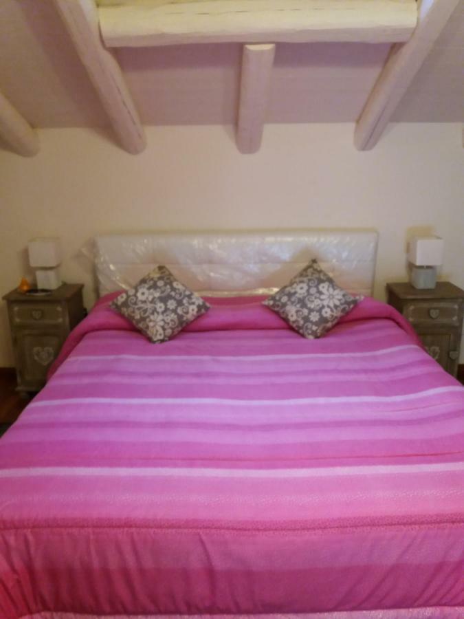 Billy House Hotel Ачиреале Екстериор снимка